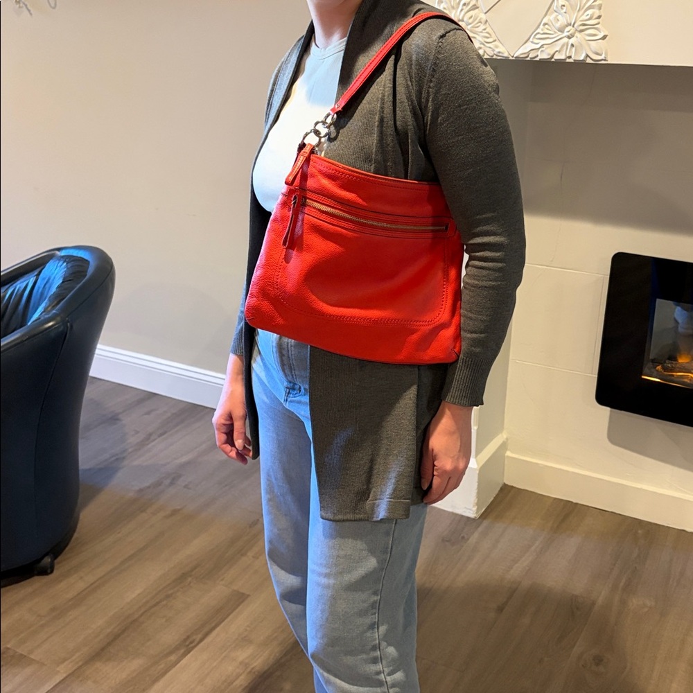 Coach pink/Red poppy Perri Hippie Leather Shoulder Bag - Picture 2 of 9